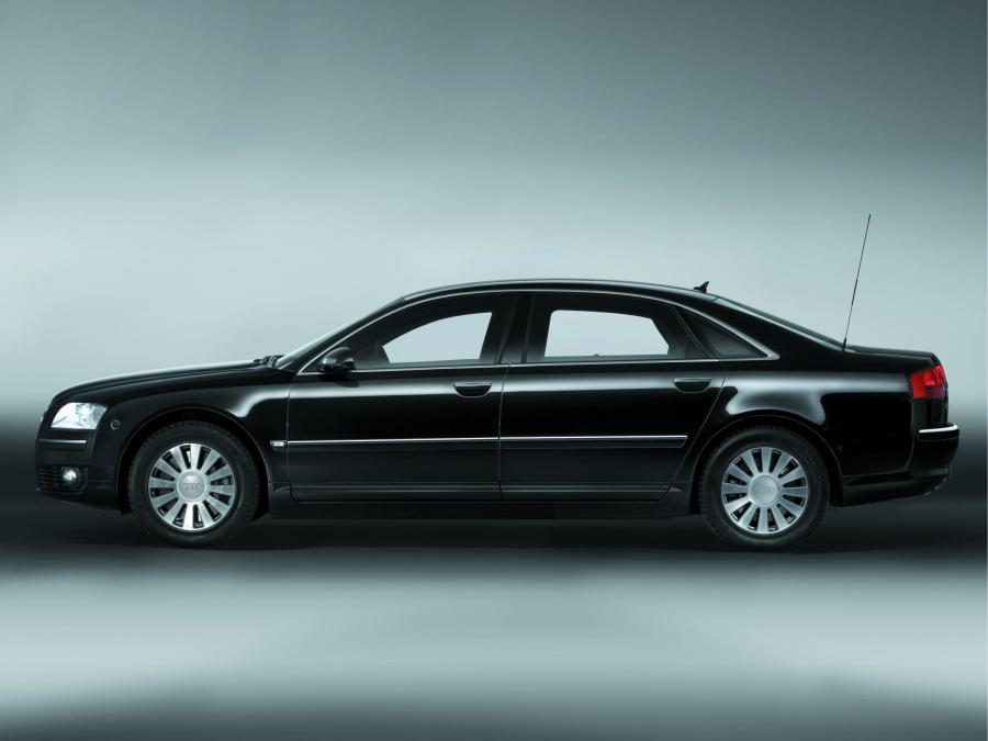  Audi A8 L W12 Security (D3) 2008 года  (фото 14 из 14)